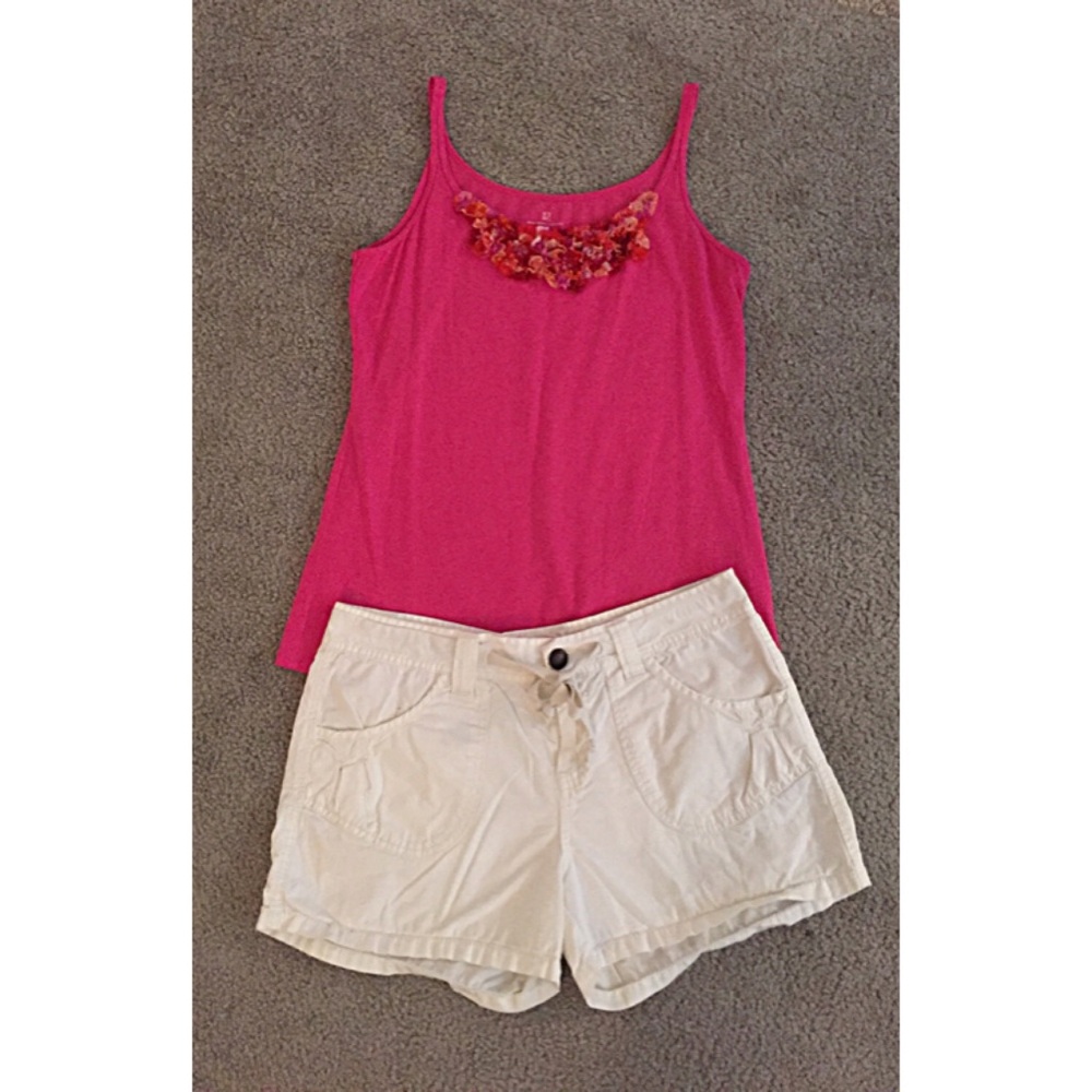 Pink tank top with floral neckline